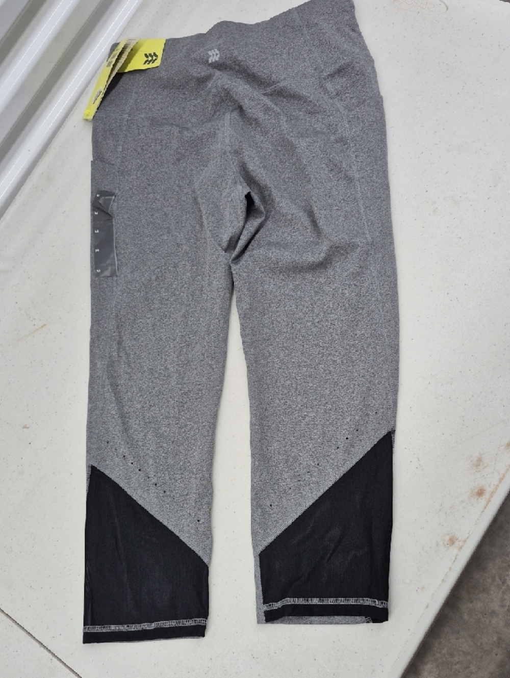 All In Motion Grey High Tise Capri - Picture 5 of 5